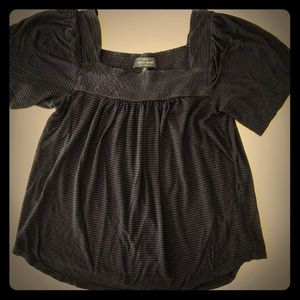 Women’s short-sleeve blouse by Lucky Brand